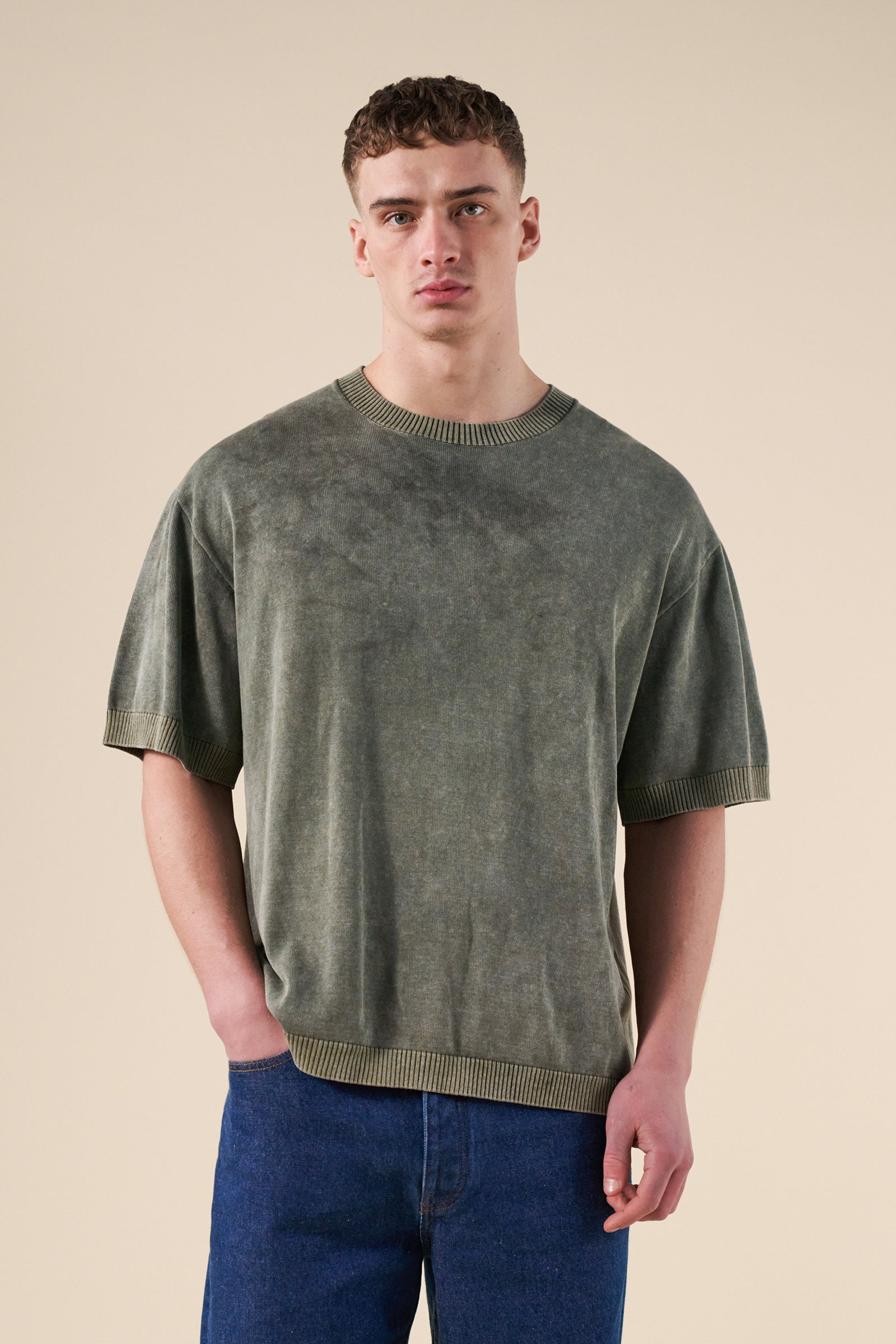 ACID WASH KNIT TEE - MOSS GREEN