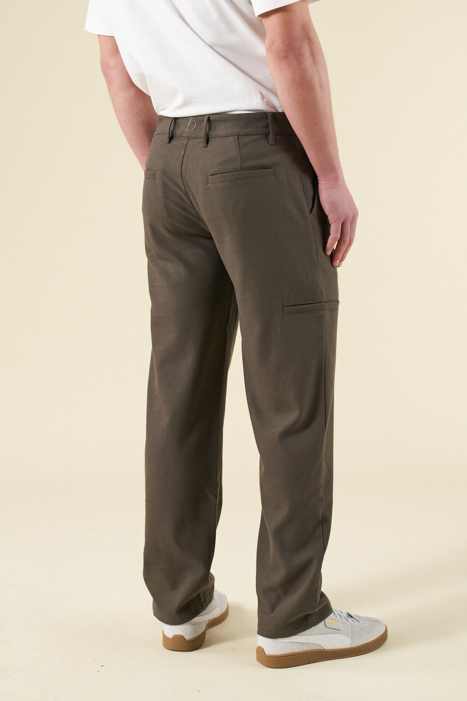 TAPERED CASUAL TROUSER  - BROWN