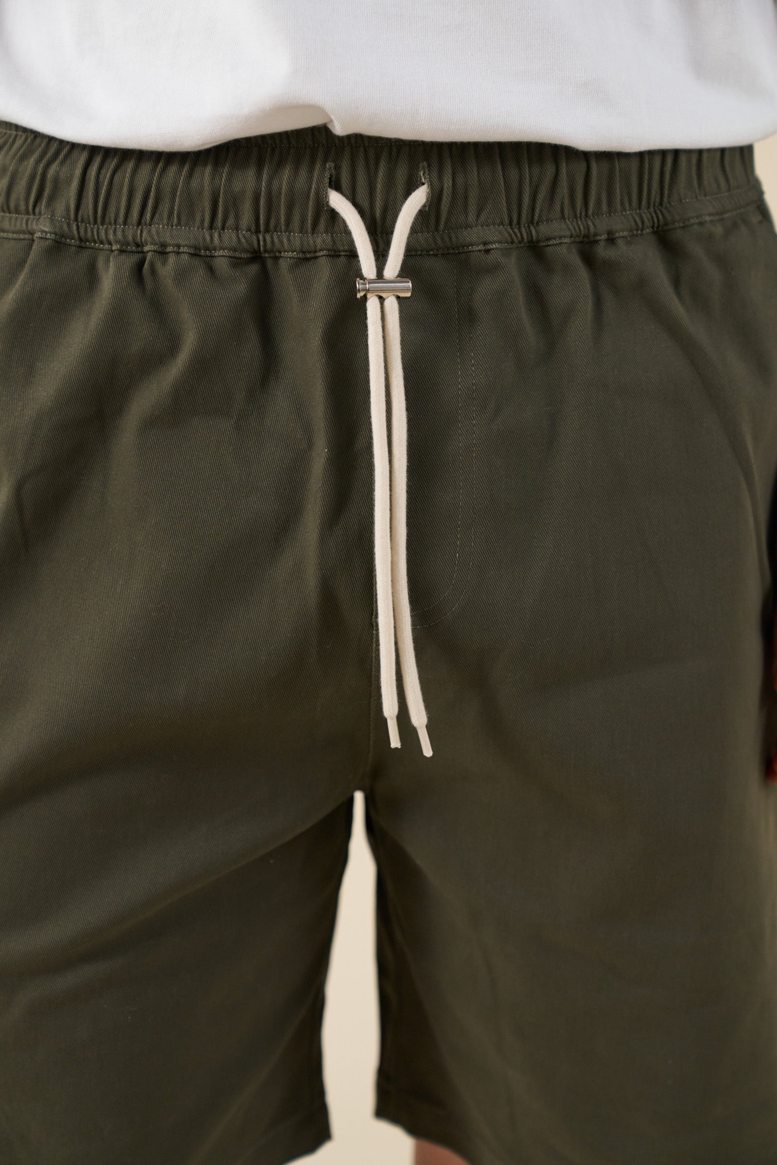 CANVAS SHORTS - ARMY GREEN