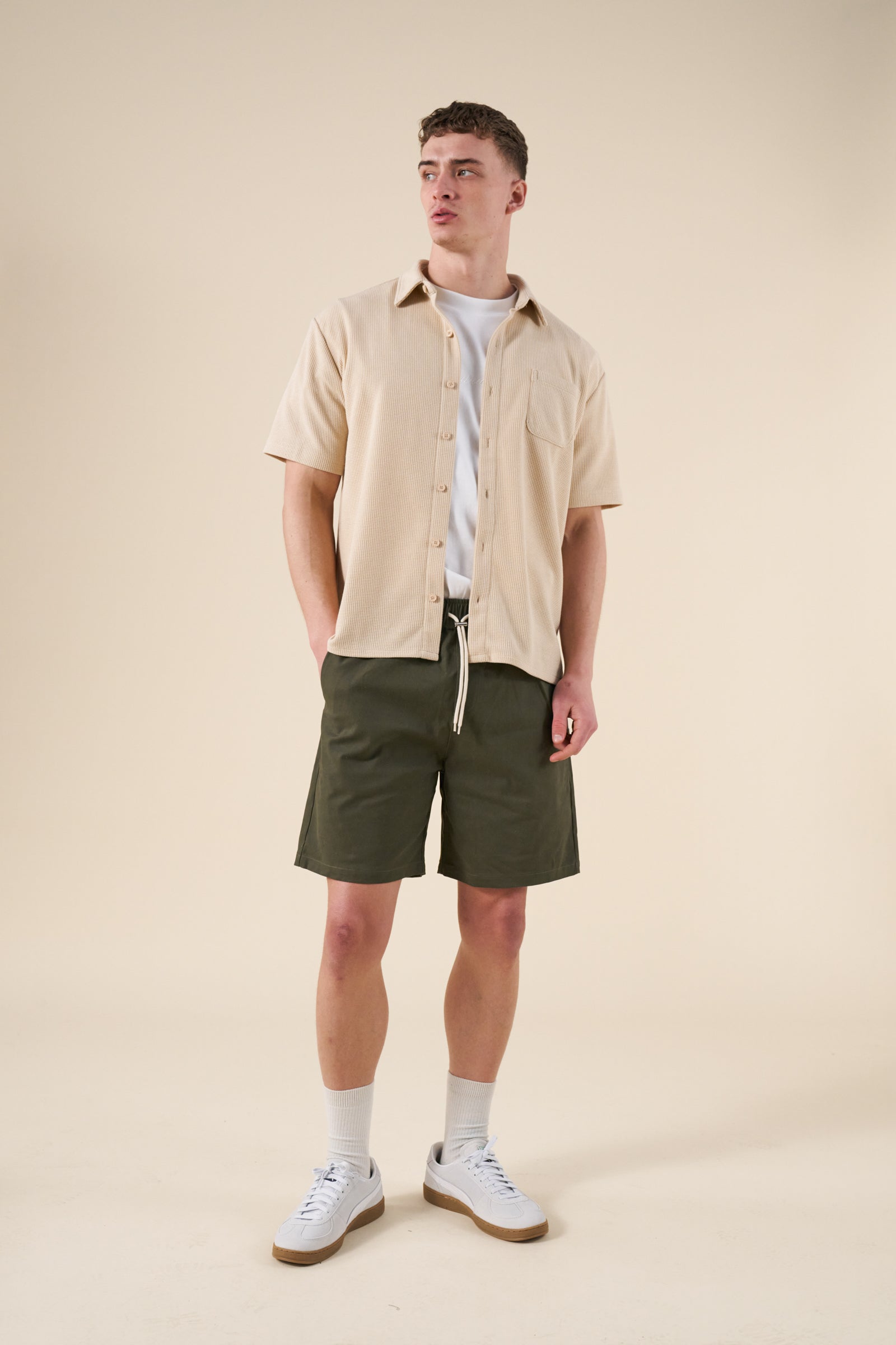 CANVAS SHORTS - ARMY GREEN