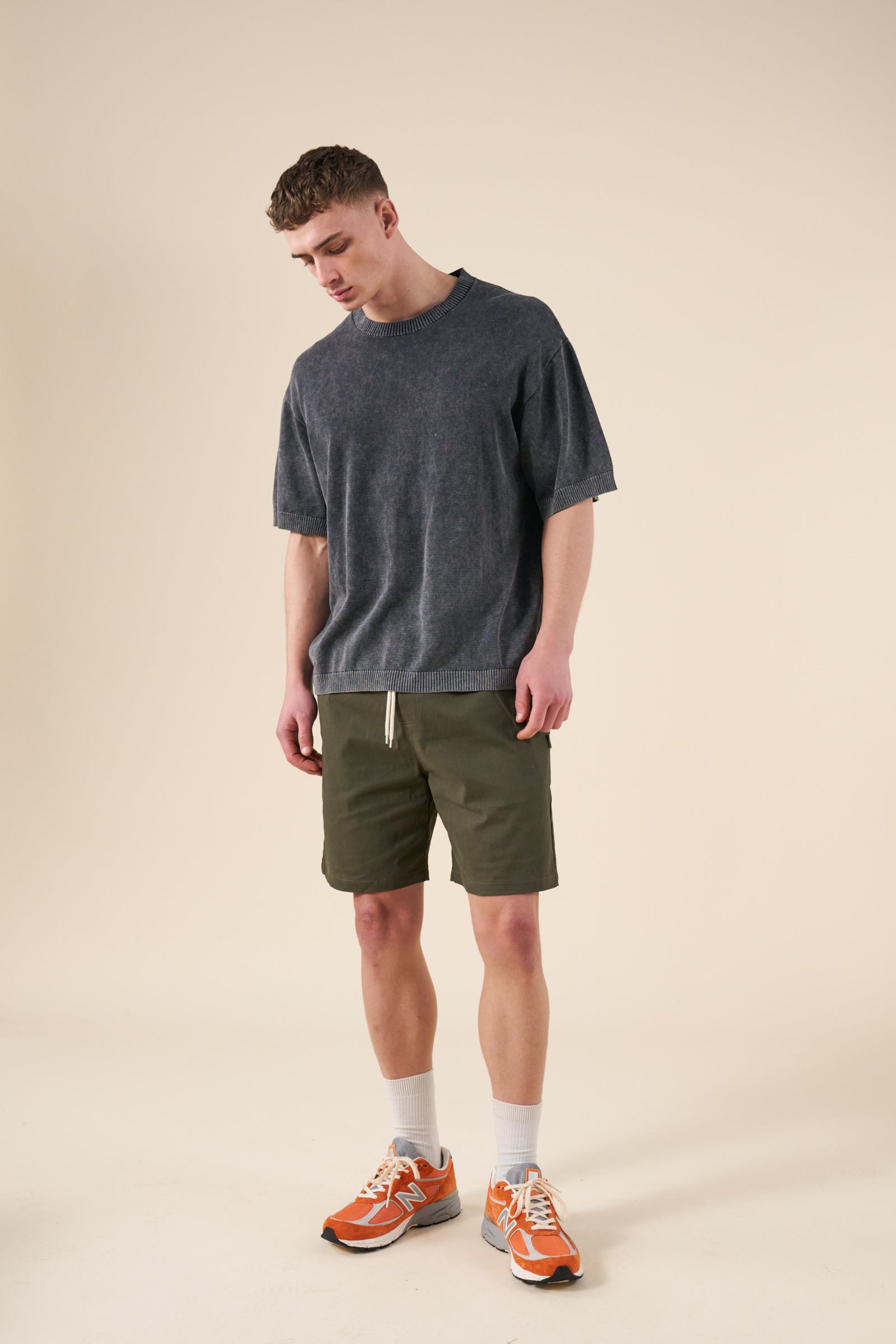 ACID WASH KNIT TEE - CHARCOAL