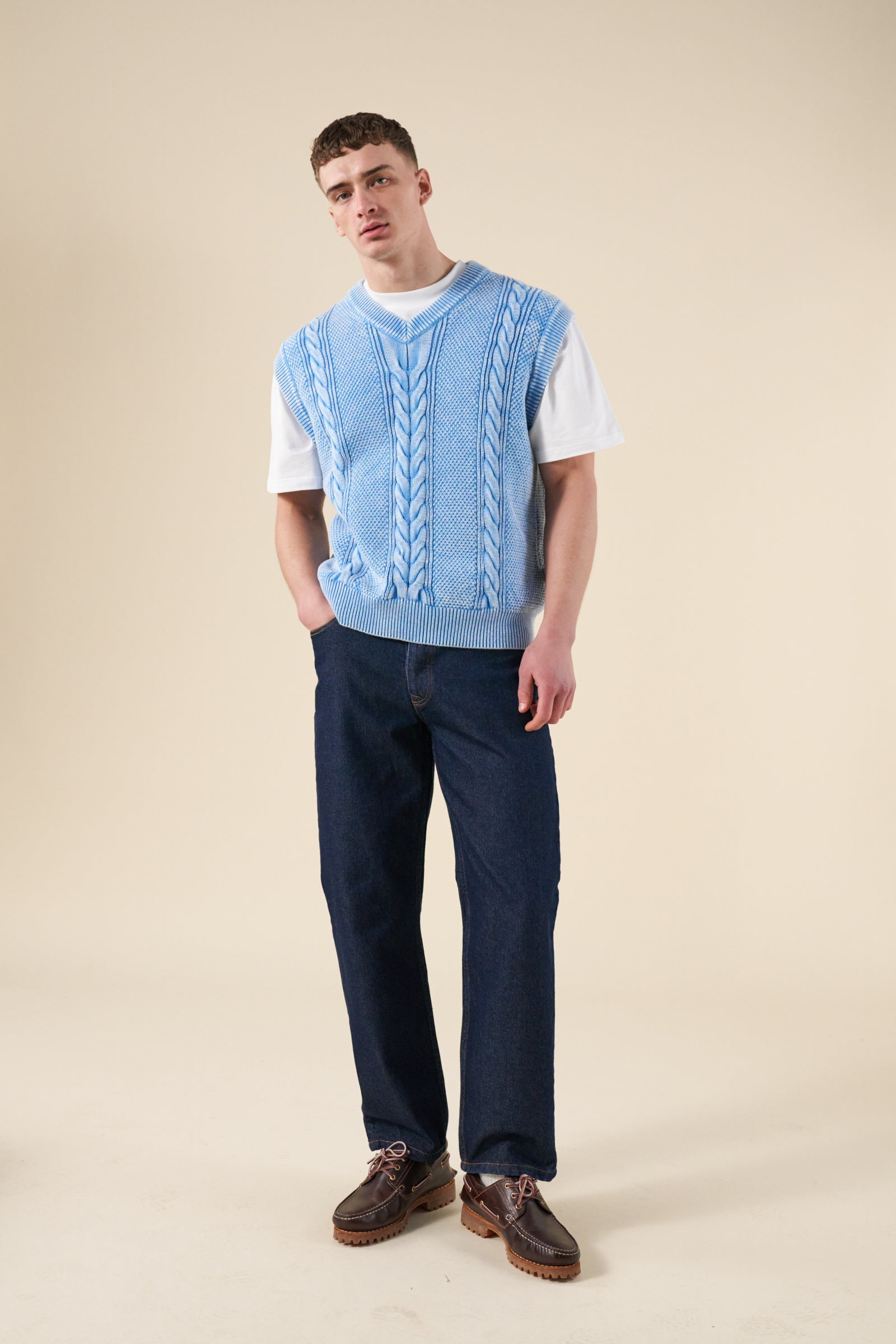 ACID WASH CHAIN VEST - SKY BLUE