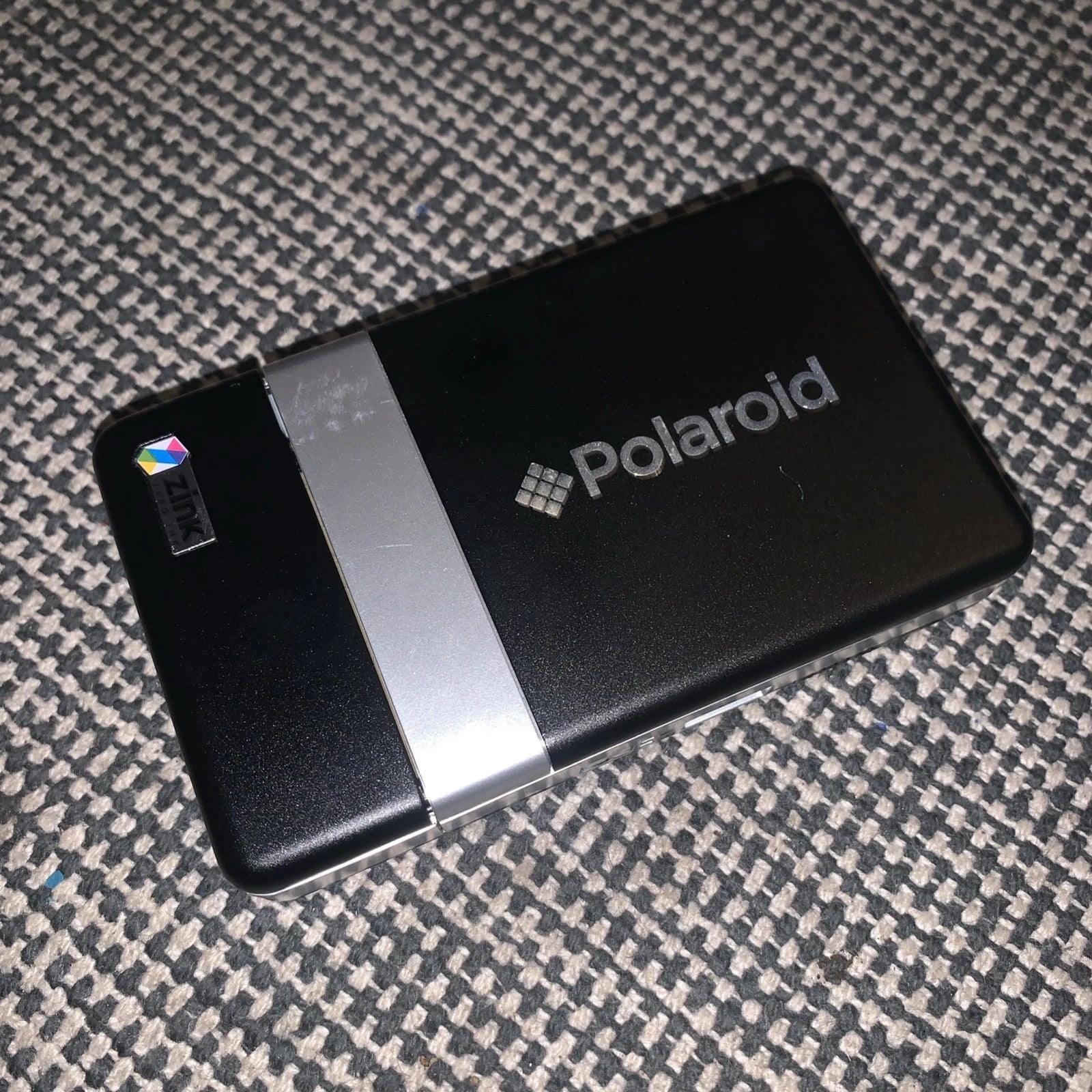 Polaroid POGO Instant Mobile Printer With ZINK Zero Ink Printing Technology