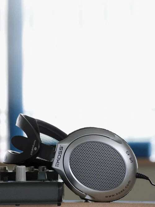 KOSS UR40 Over Ear Headphones - 3.5mm